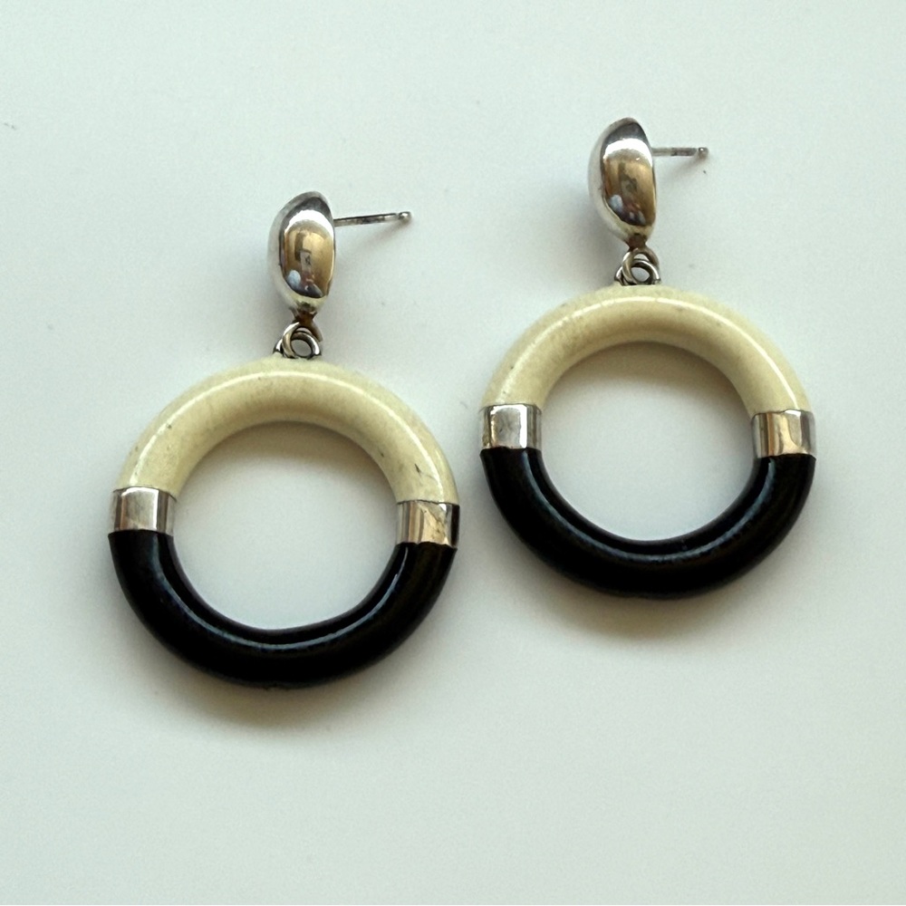 MCM Perfection | Milor Italy 925 & Lucite | Black & White Dangling Earbobs.